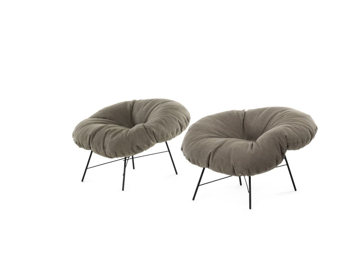 Closer Armchair