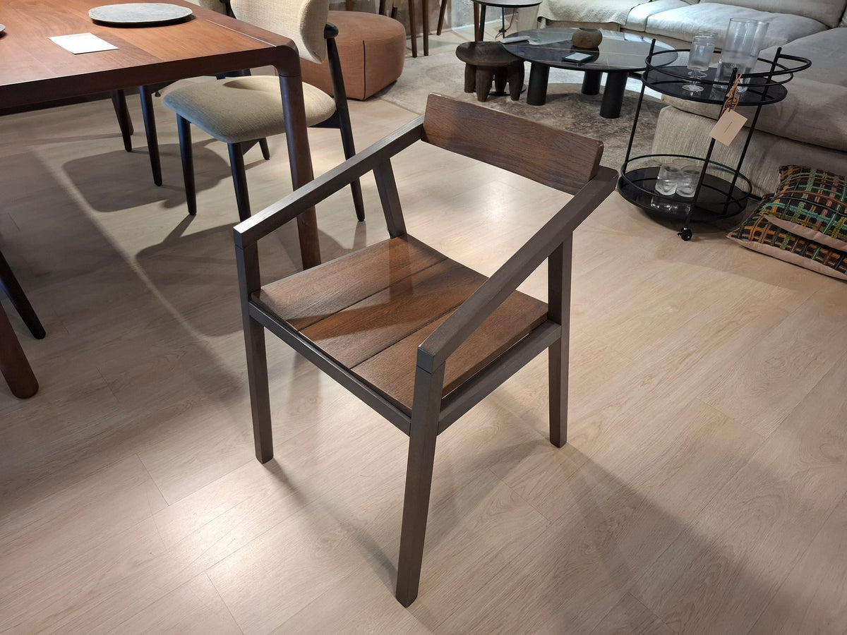 Hunt Chair (Set of 2) - Showroom