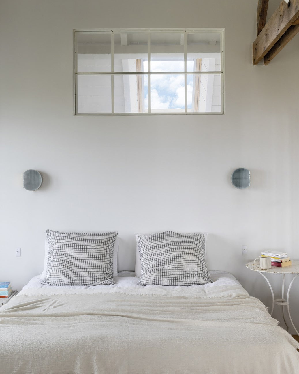 Poudrier Wall Lamp