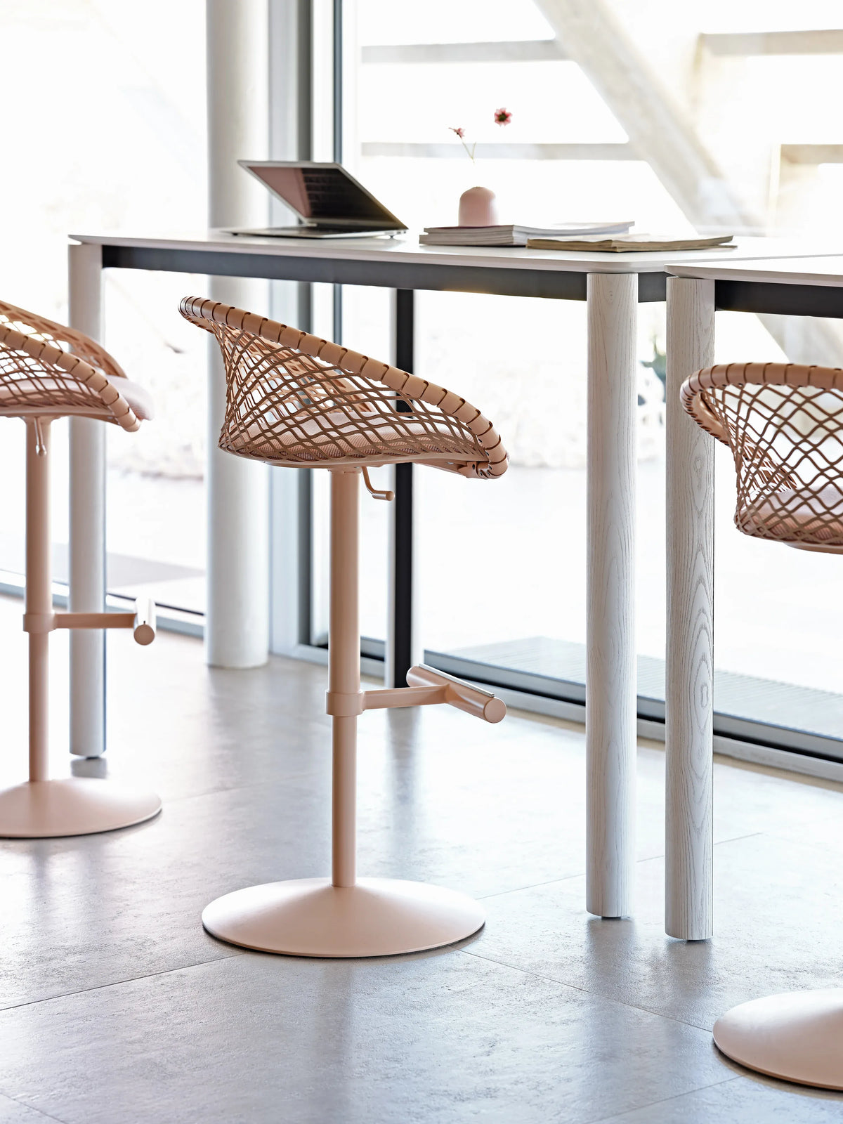 P47 Stool