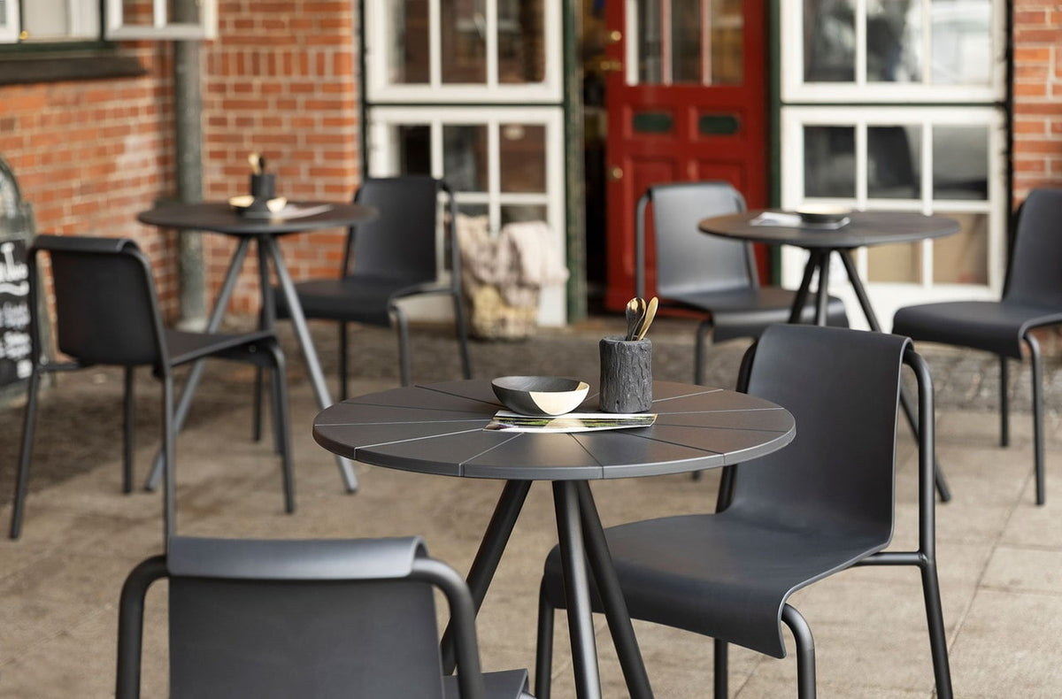 Nami Chair & Lounge Chair