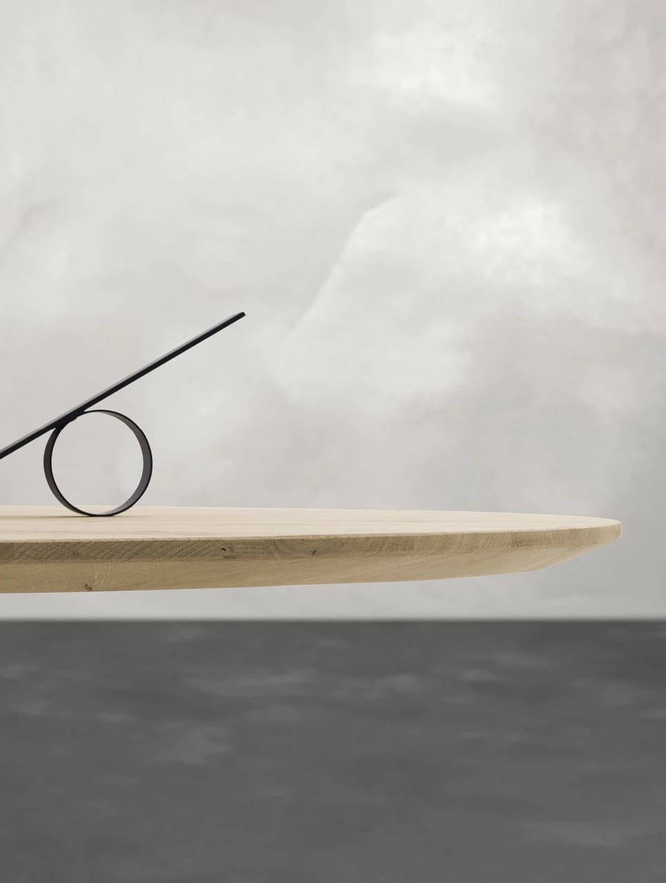 Custom Table: Daytona