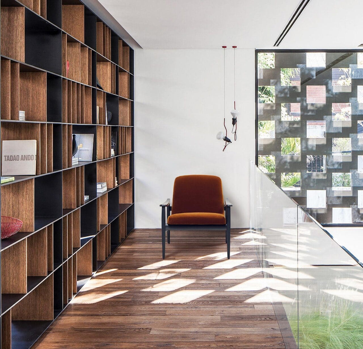 Eliot Lounge Armchair