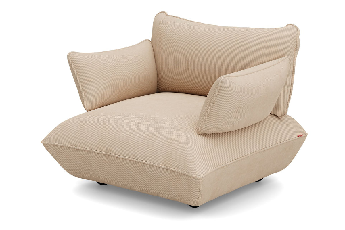 Sumo Loveseat