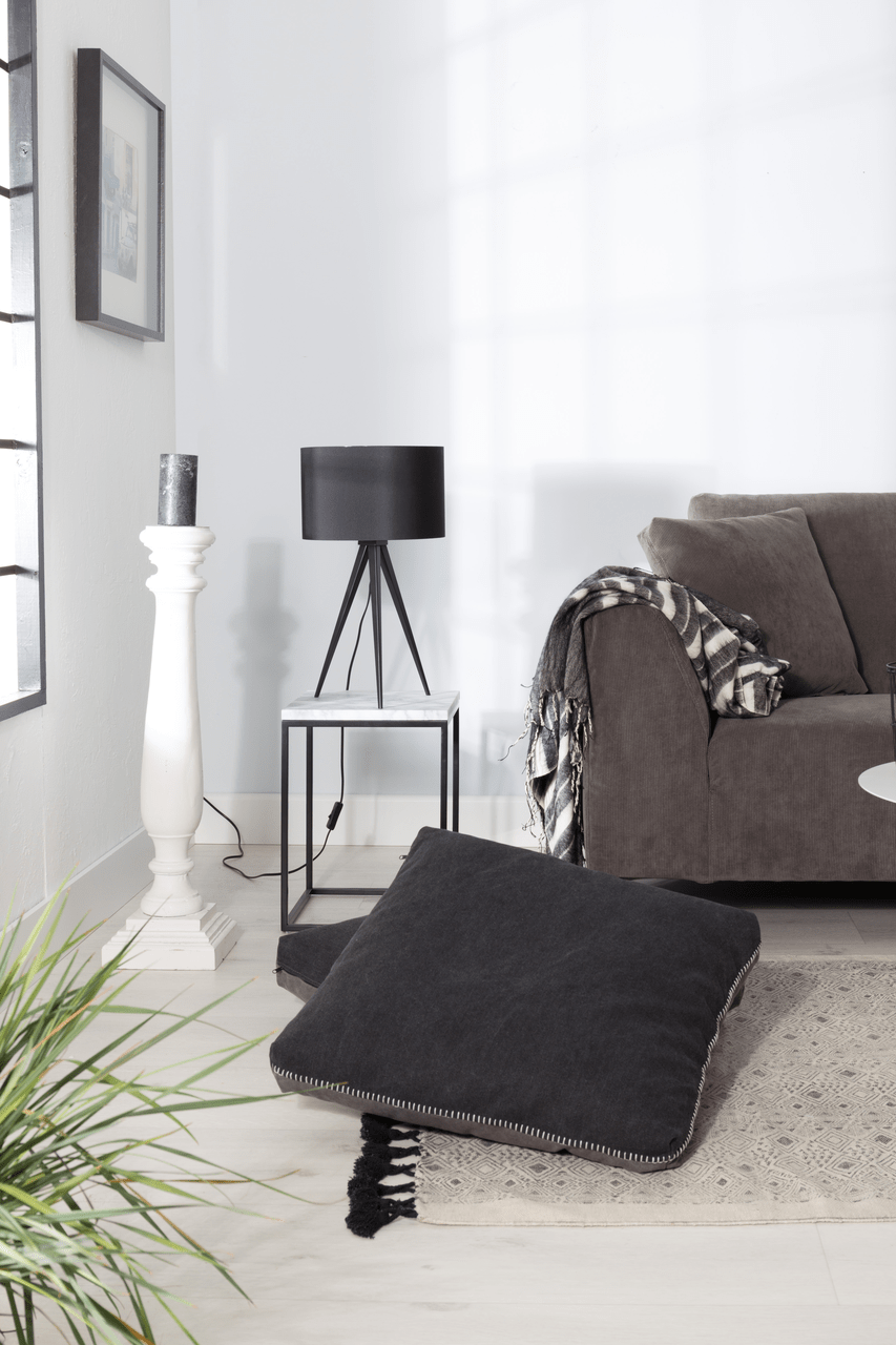 Tripod Table Lamp