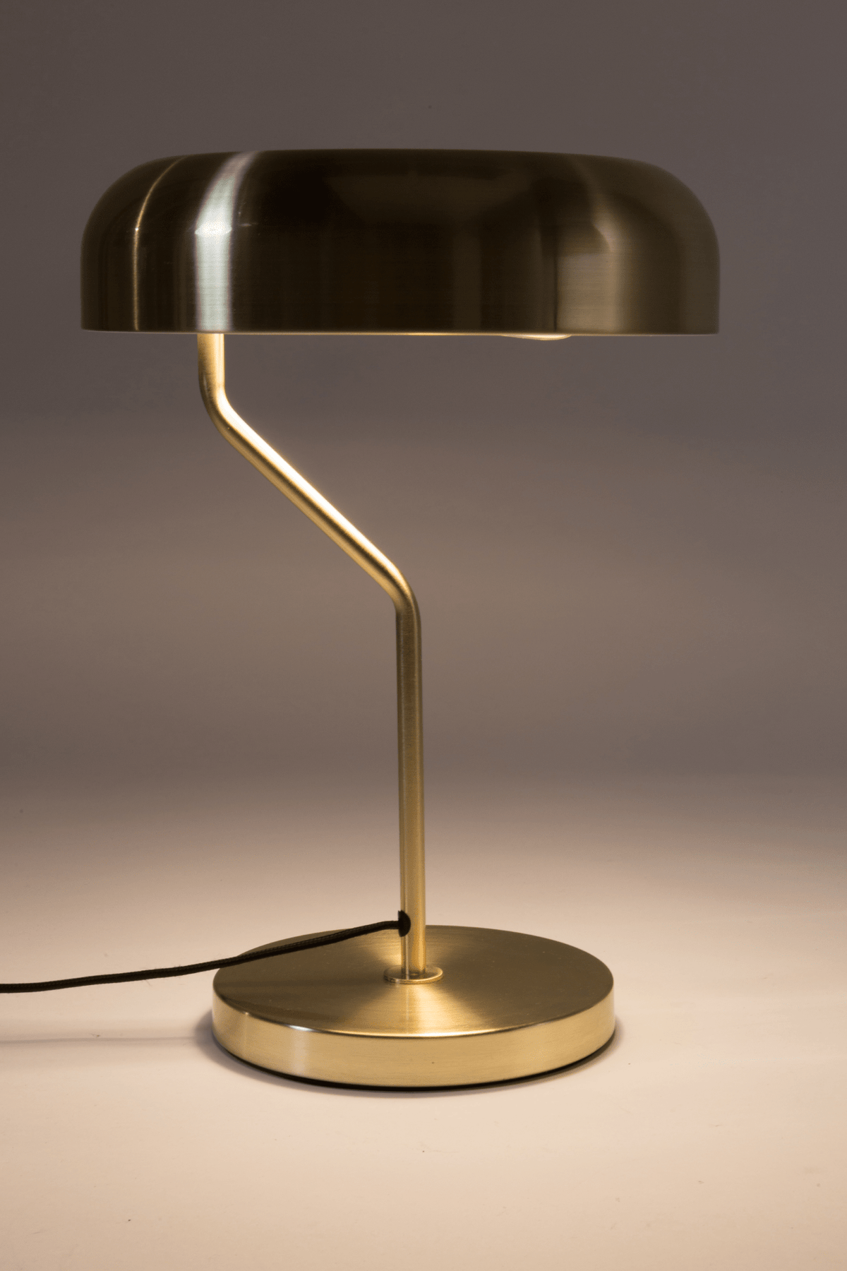 Eclipse desk lamp