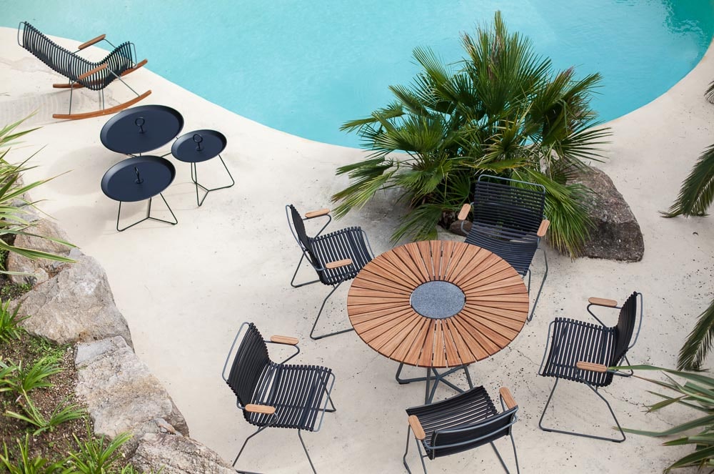 Circle Outdoor Table