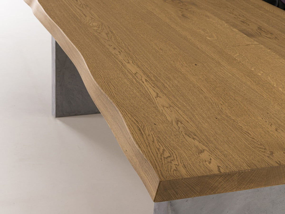 Gaia Table