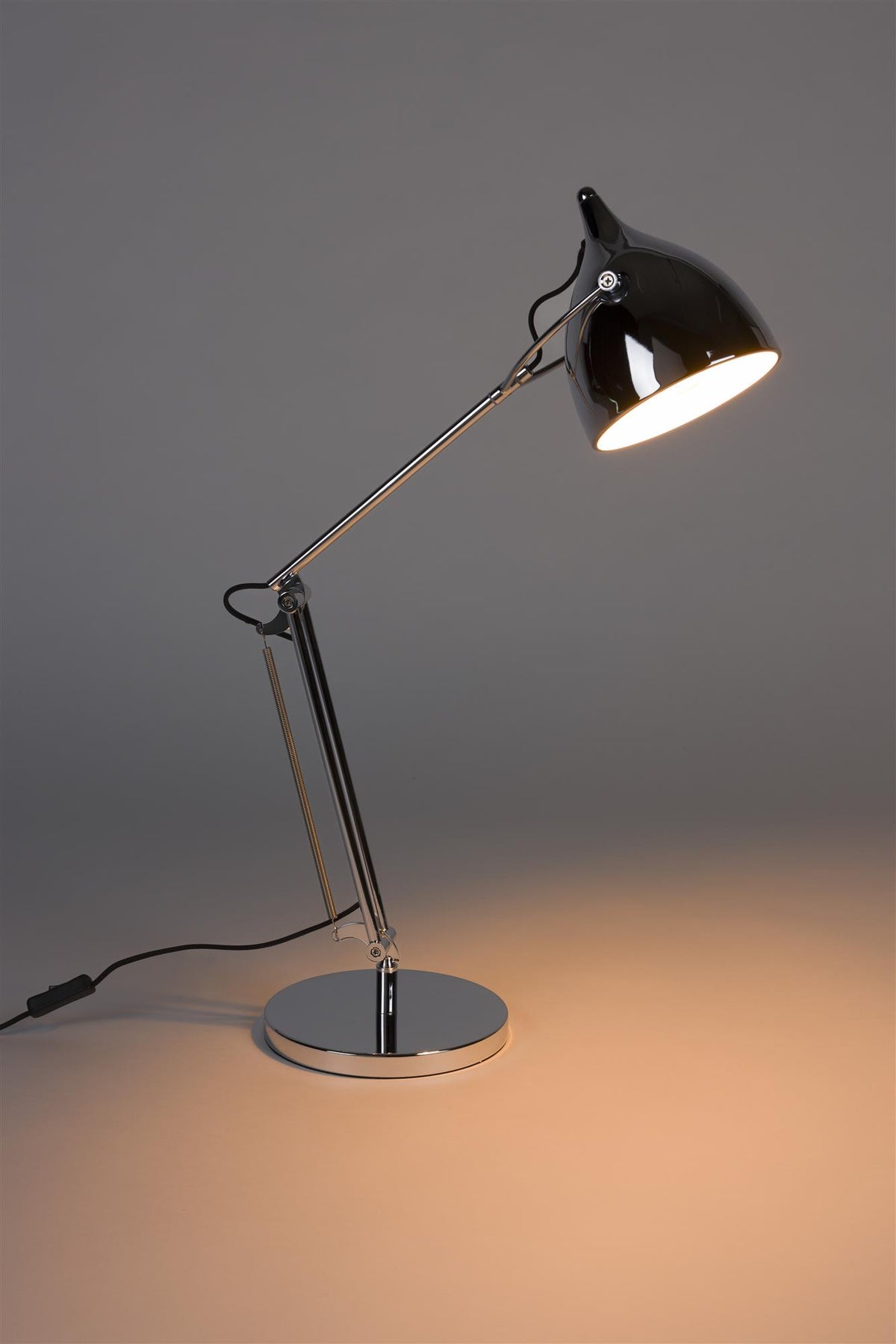 Reader Desk Lamp