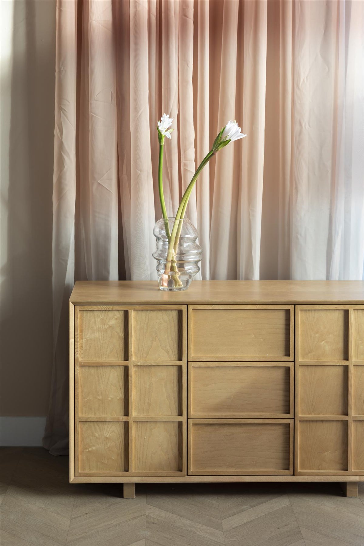 Sideboard Raster