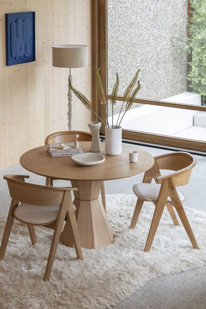 Lotus Round Table Ø 120cm