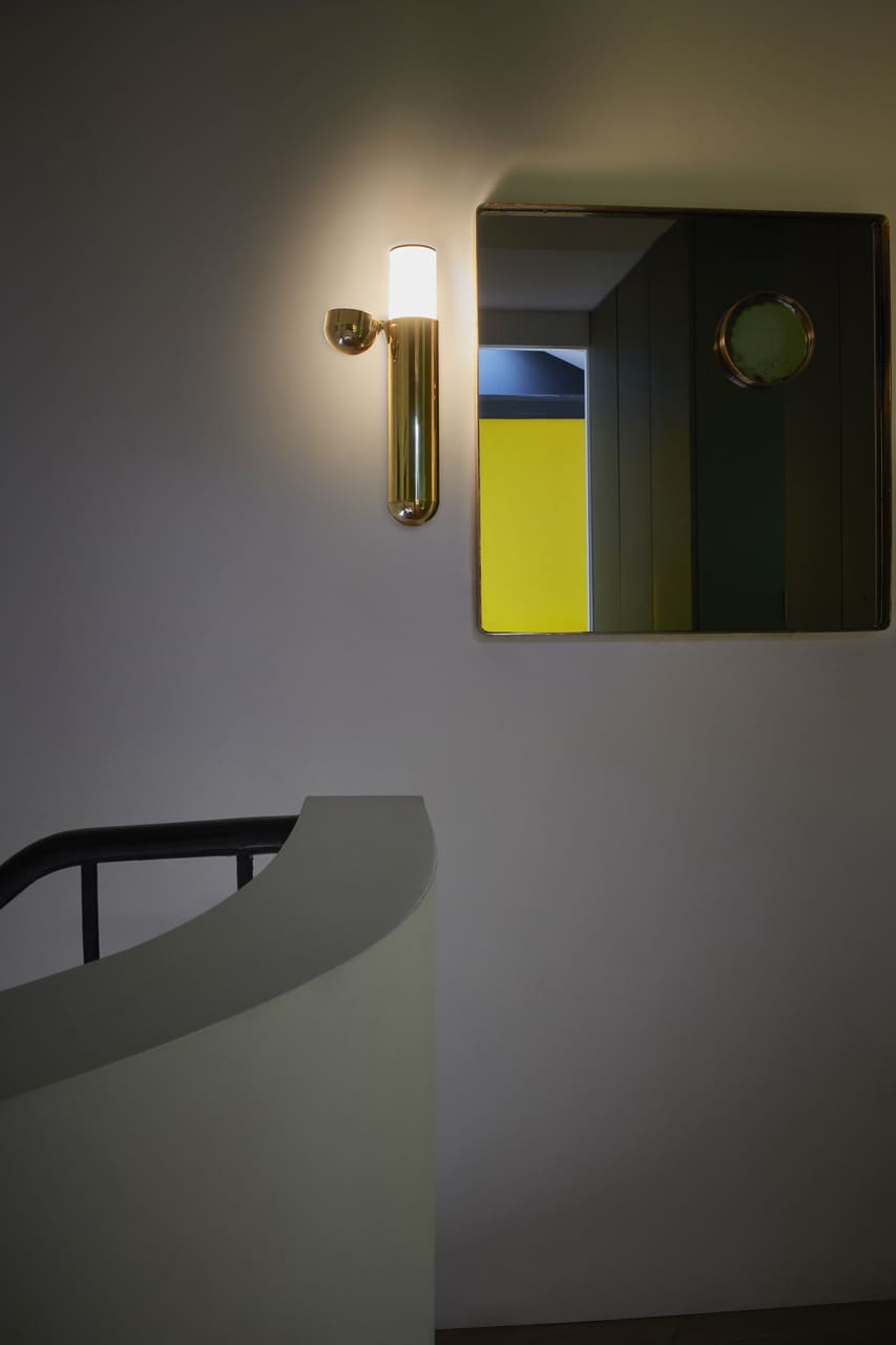 ISP Wall Lamp