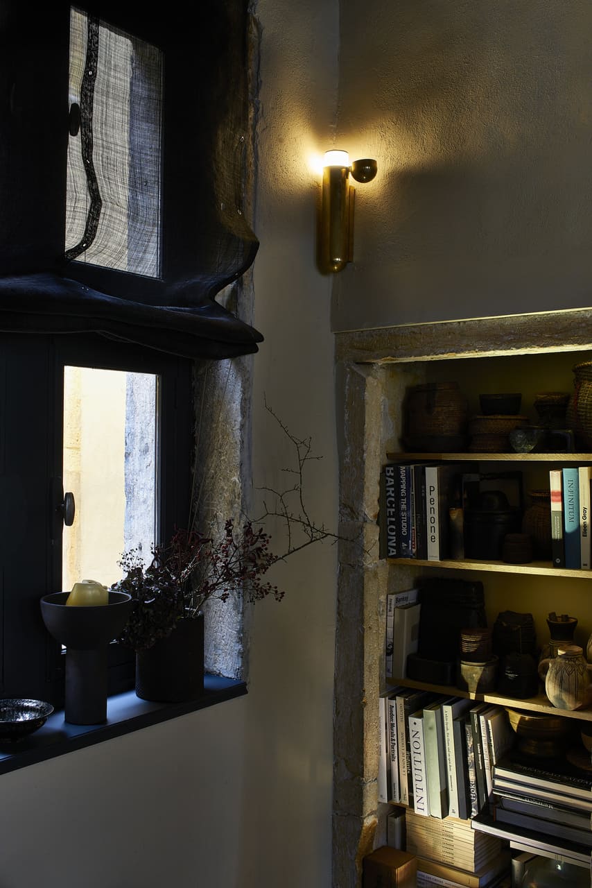 ISP Wall Lamp
