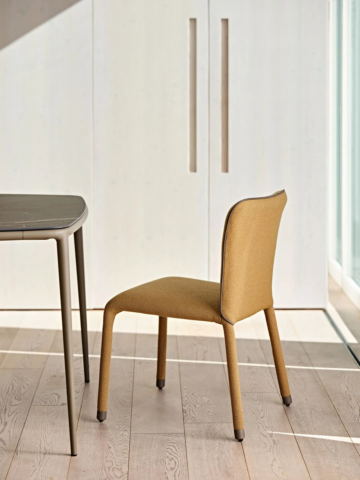 S1 Chair