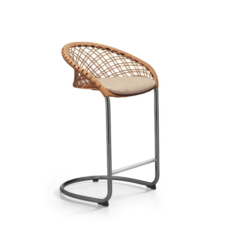 P47 Stool