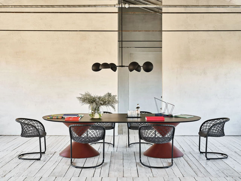 Clessidra Elliptical Dining Table