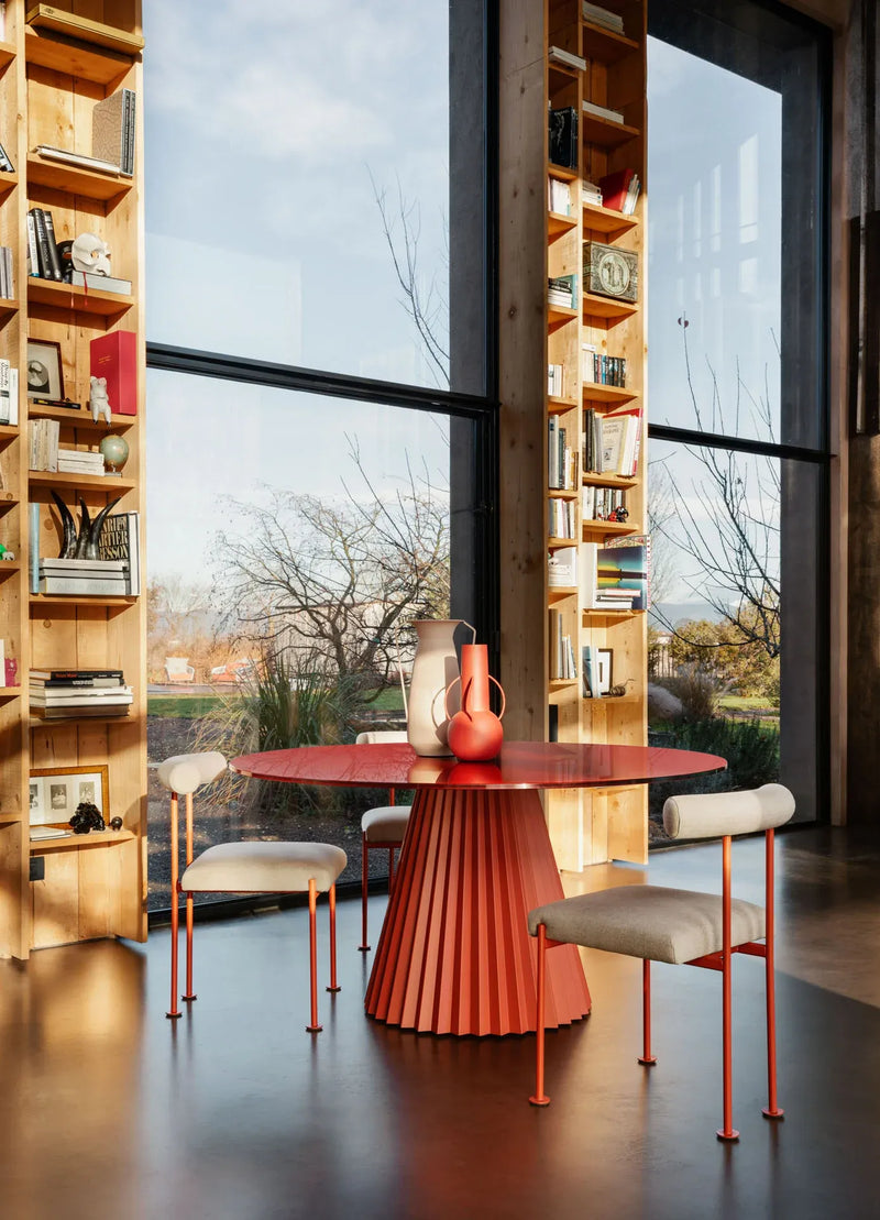 Plissé  Dining Table