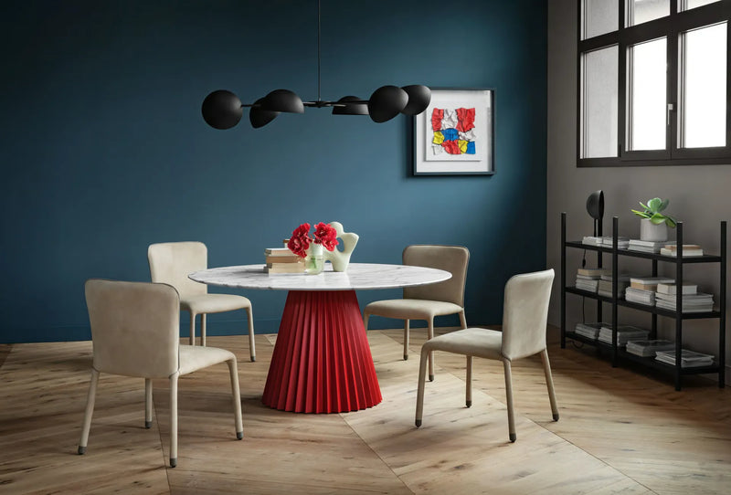 Plissé  Dining Table