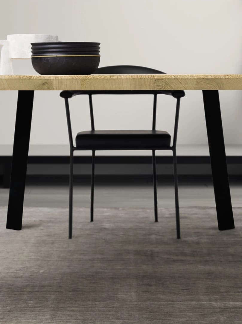 Custom Table: Manhattan - Oak