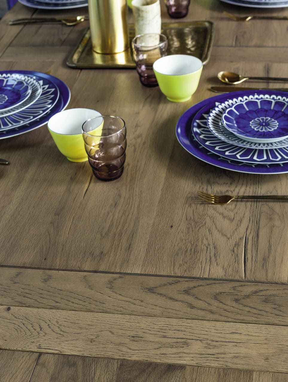 Tara Pullout Extension Dining Table