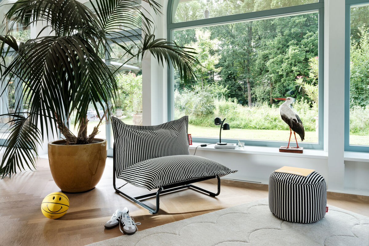 Beanbase Indoor Lounge Chair with Beanbag