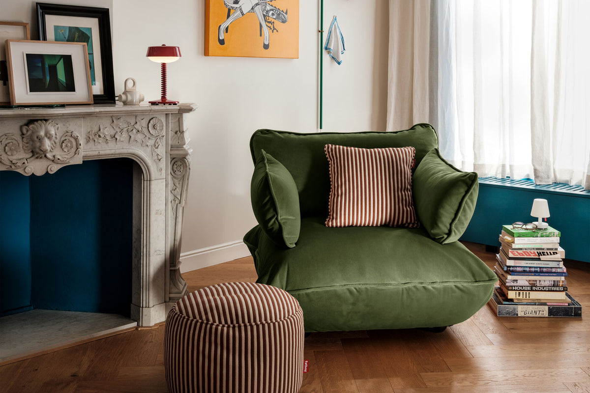 Sumo Loveseat