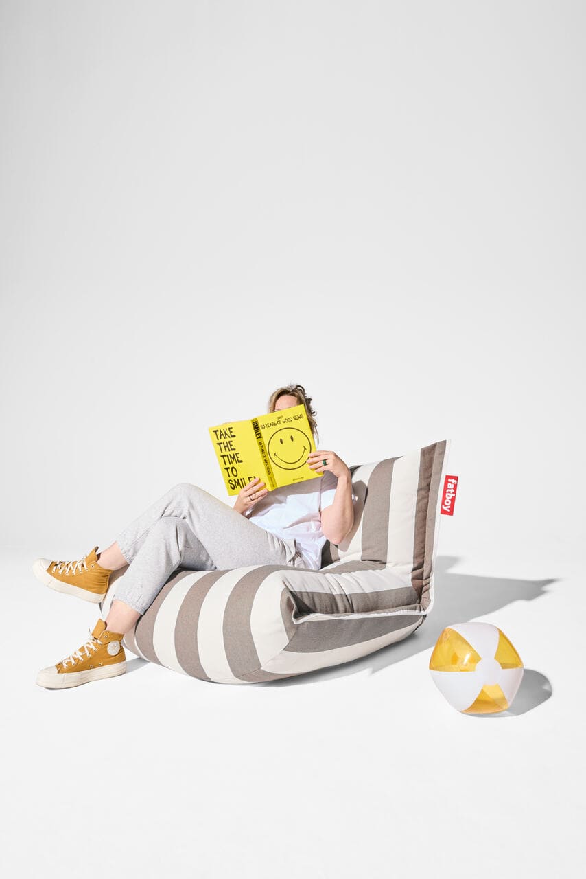 The BonBaron Outdoor Lounge Chair