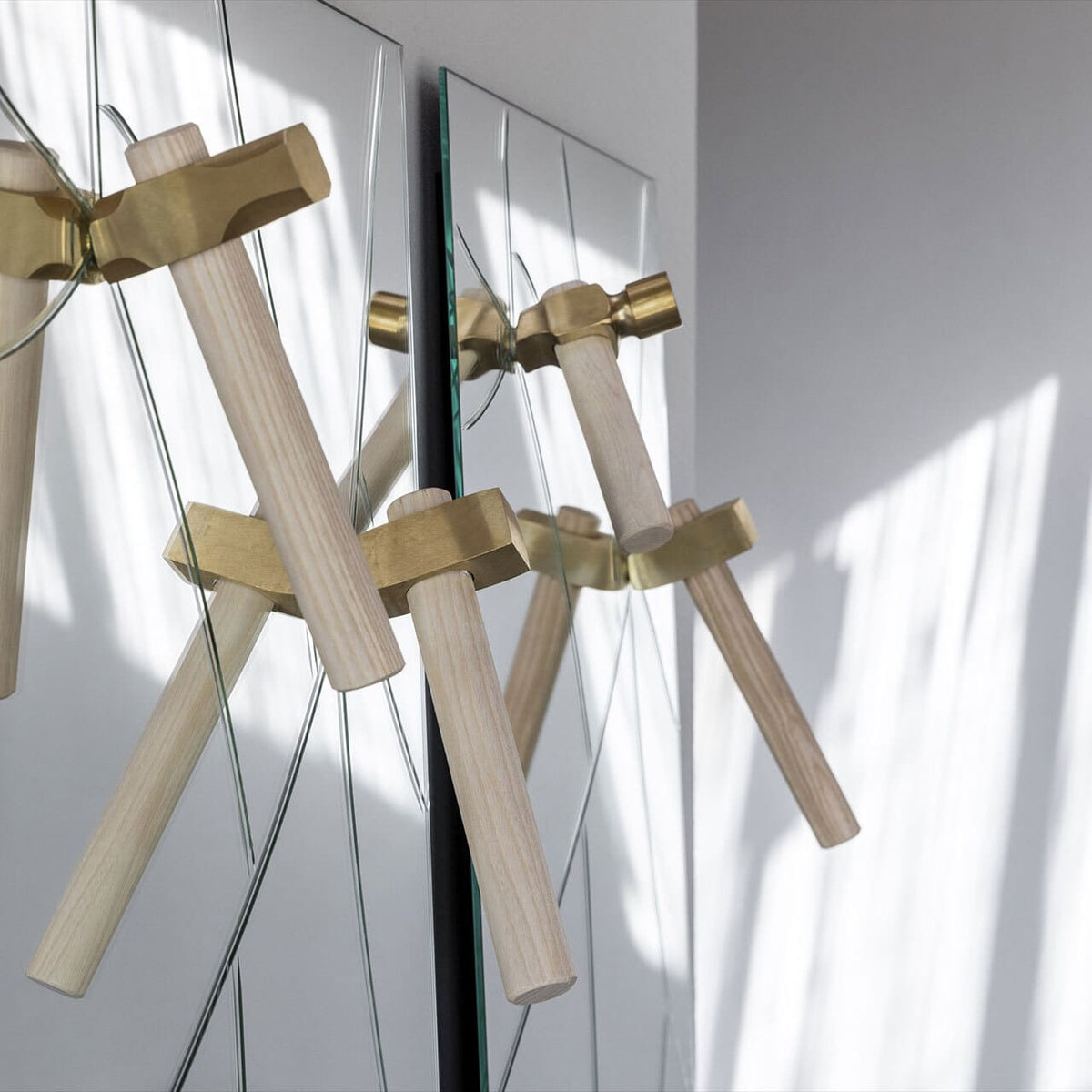 Bastaaa Mirror|Coat Hanger