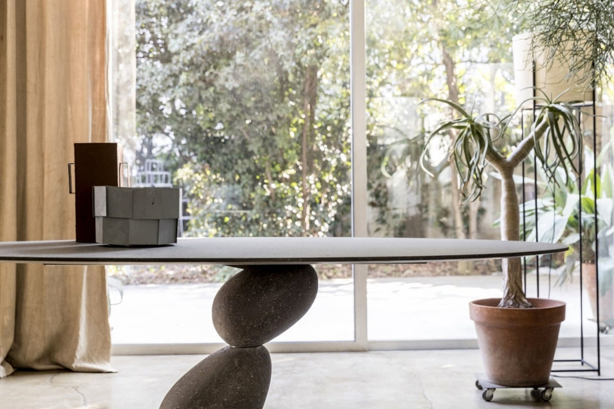 Matera Table