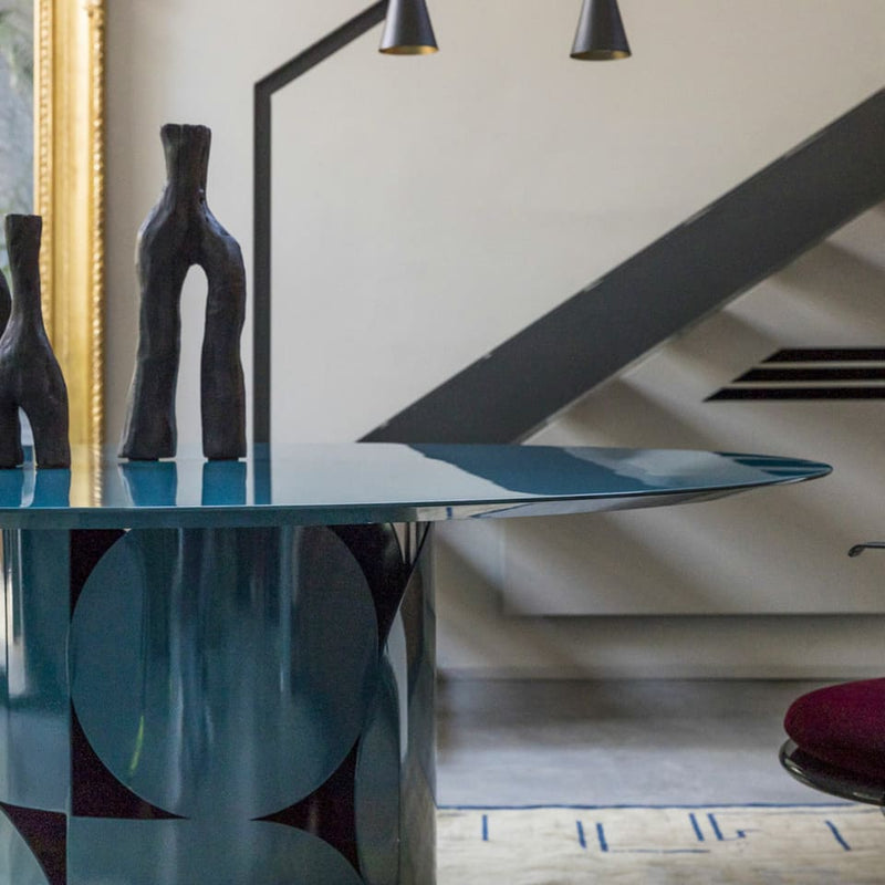 Shape Dining Table