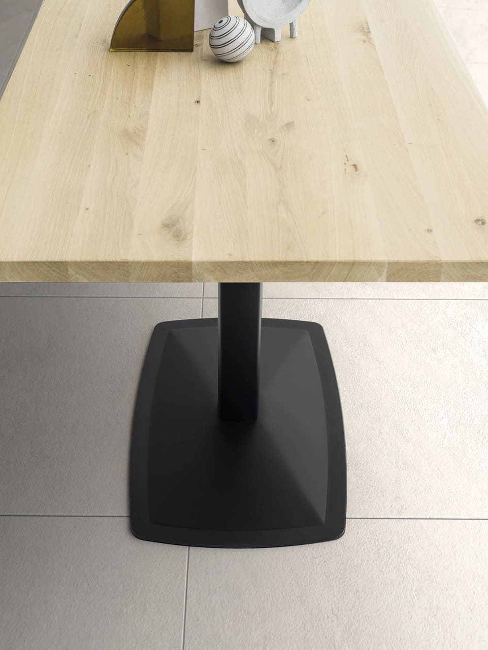 Custom Table: Mini #33 Square/Round