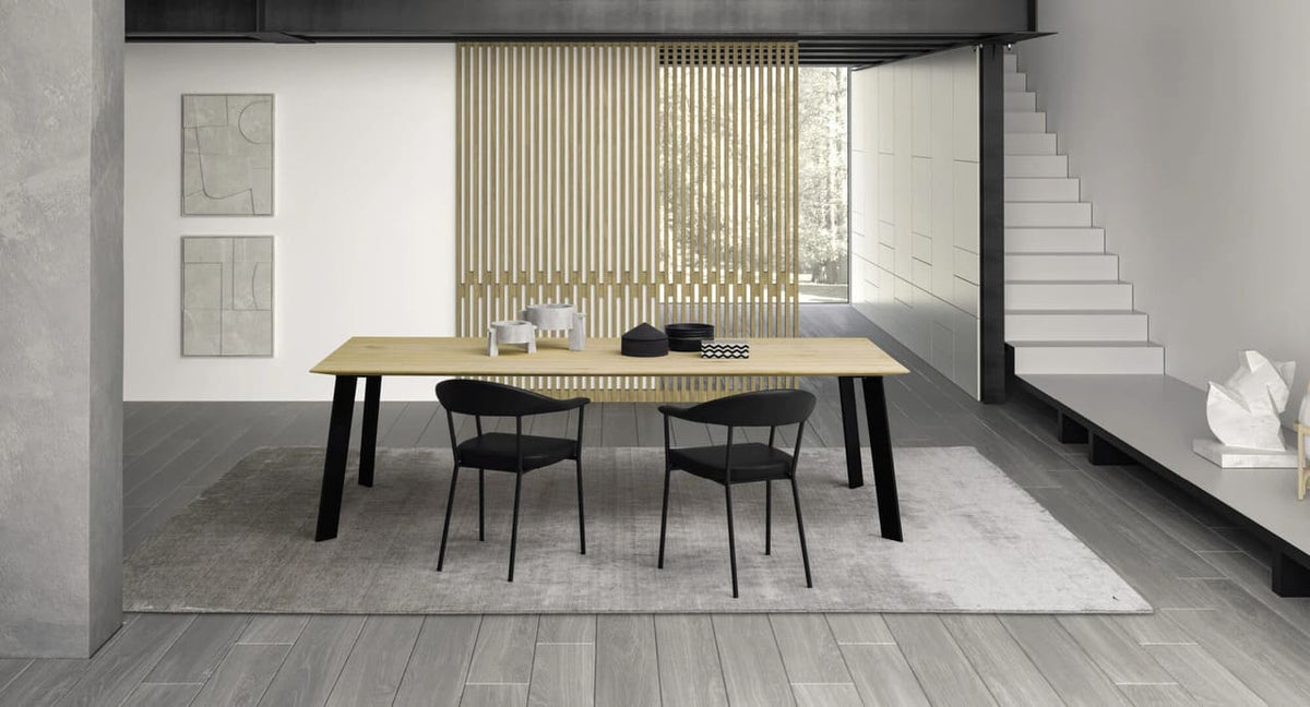 Custom Table: Manhattan - Oak