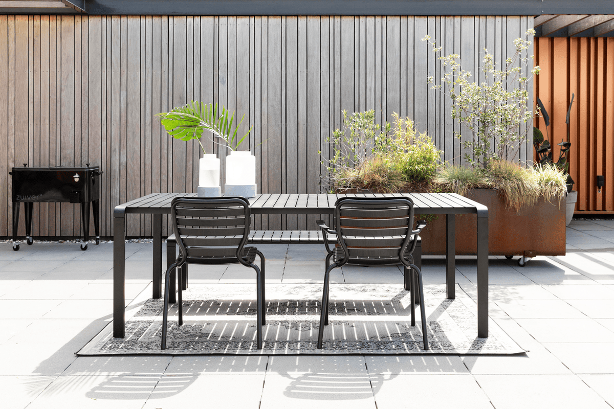 Vondel Garden Table