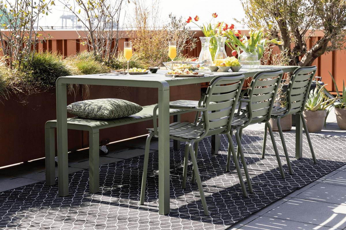 Vondel Garden Table