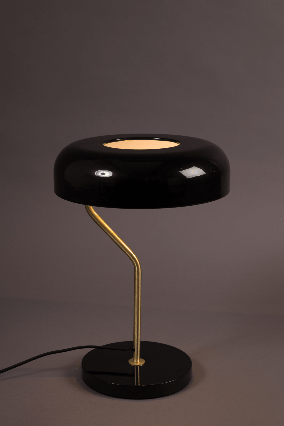 Eclipse desk lamp