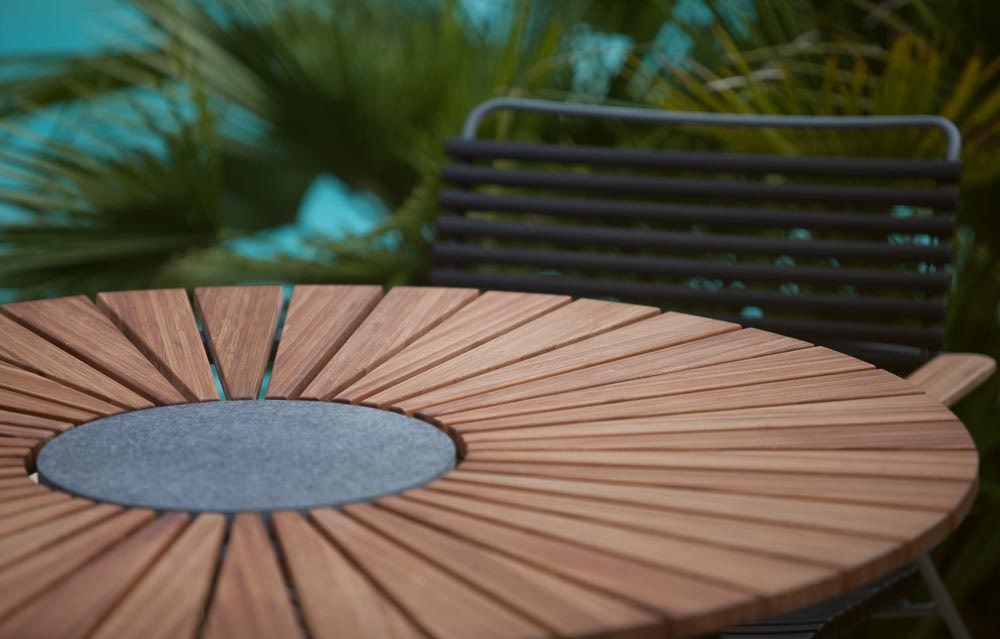 Circle Outdoor Table