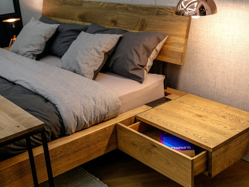 Lausanne Bed with Nightstands