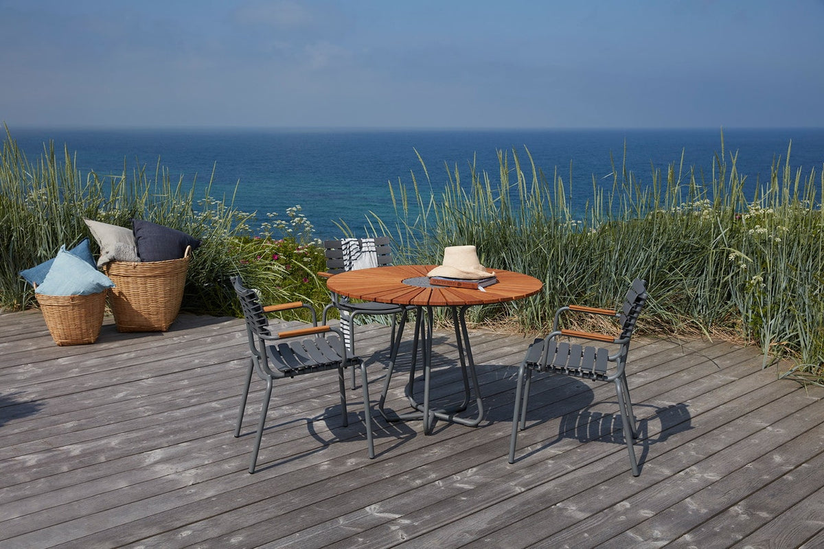 Circle Outdoor Table