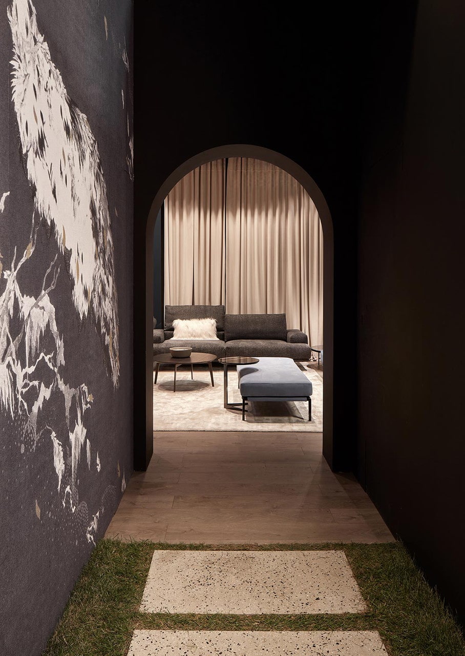 Upper Sofa
