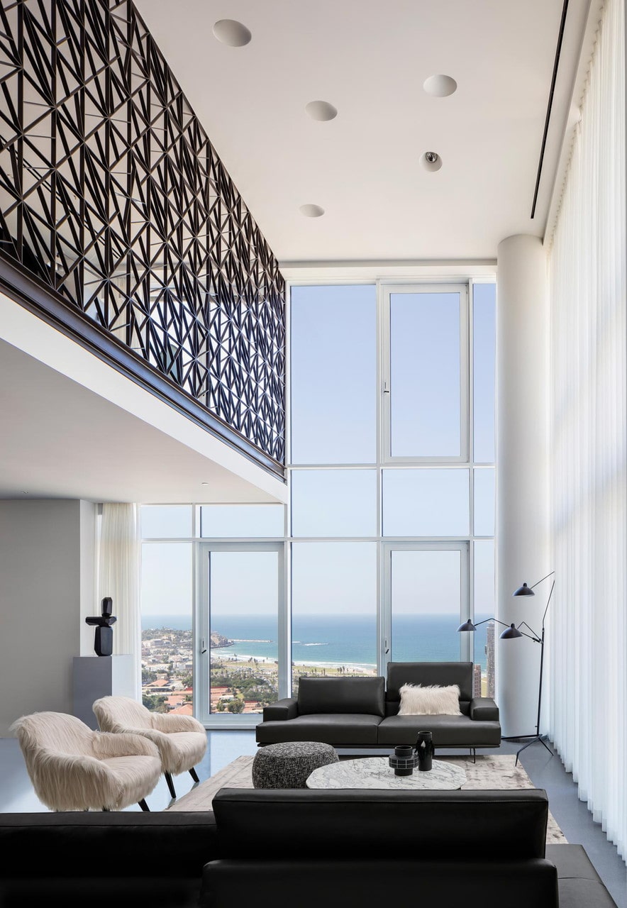 Upper Sofa